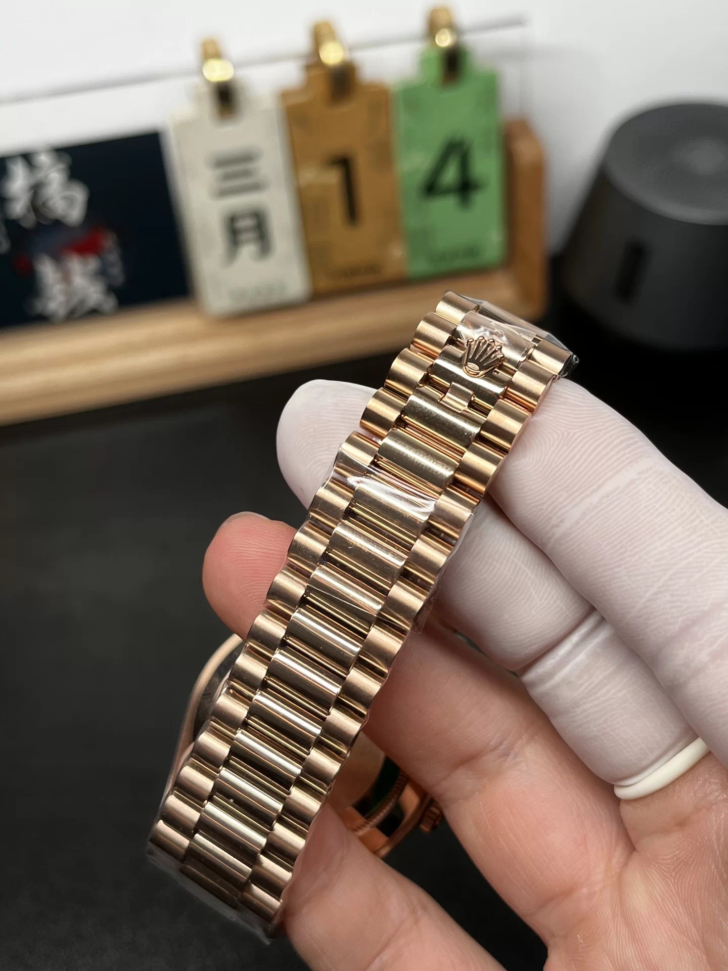 Everose Gold Day Week 40 Green - Luxury Watch