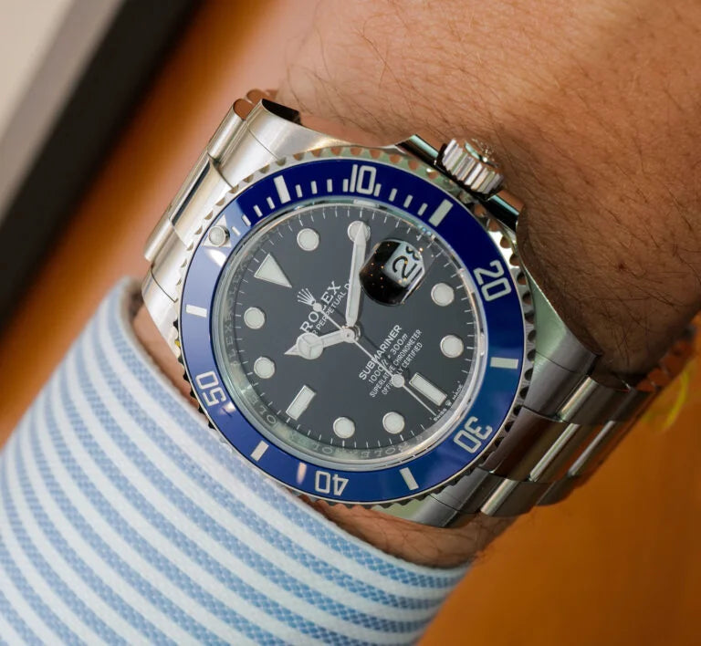 Submarine Steel 41mm Date (Cookie Monster) - Luxury Watch