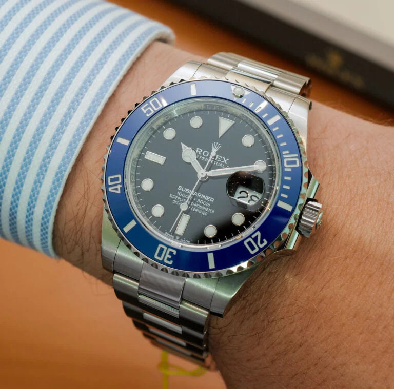 Submarine Steel 41mm Date (Cookie Monster) - Luxury Watch