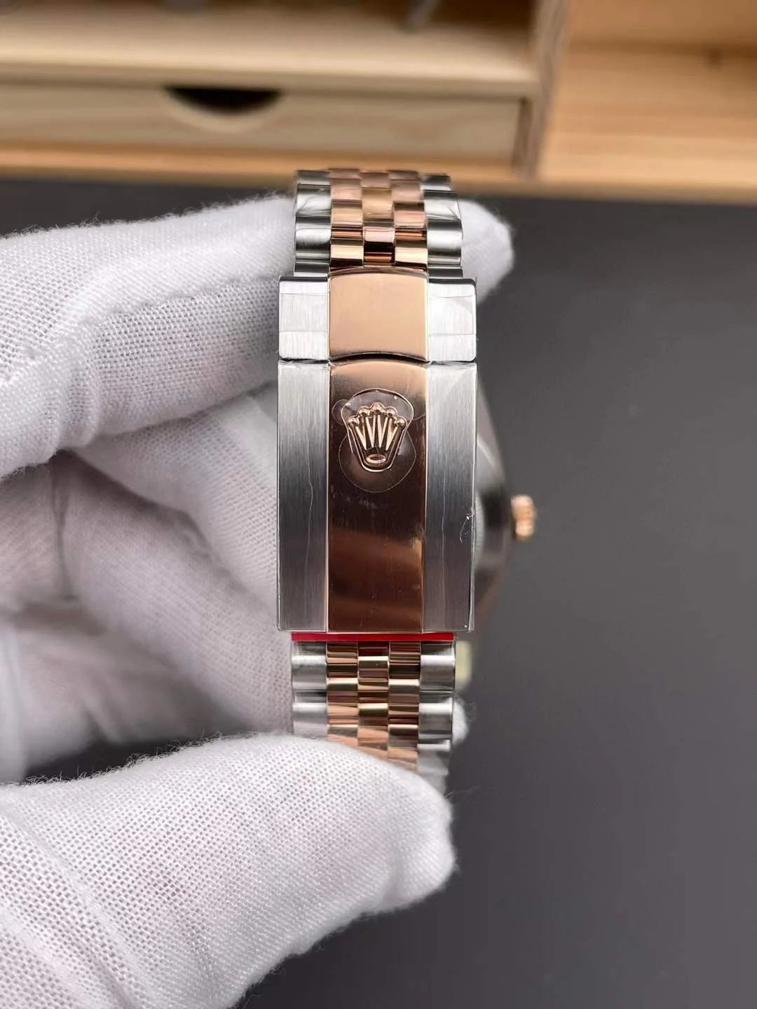 41mm Everose Gold and Steel (Roman Numeral Dial) - Luxury Watch
