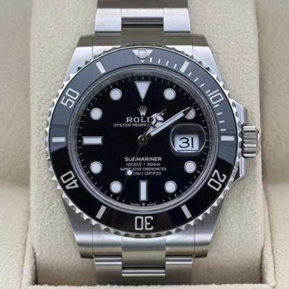 Submarine Stainless Steel 41mm Date (Black Dial) - Luxury Watch