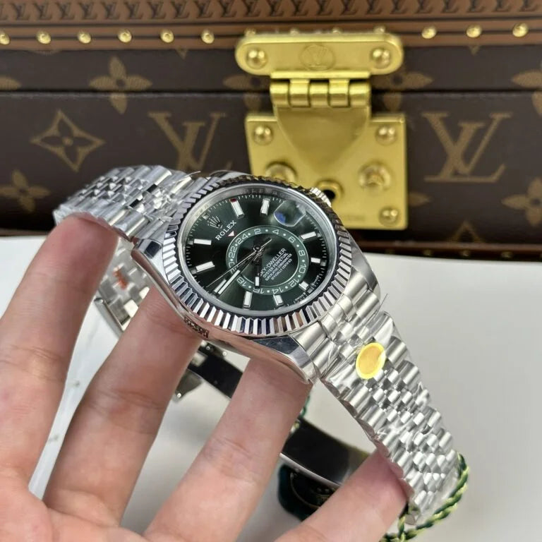 Skyscraper Stainless Steel Jubilee (Green Dial) - Luxury Watch