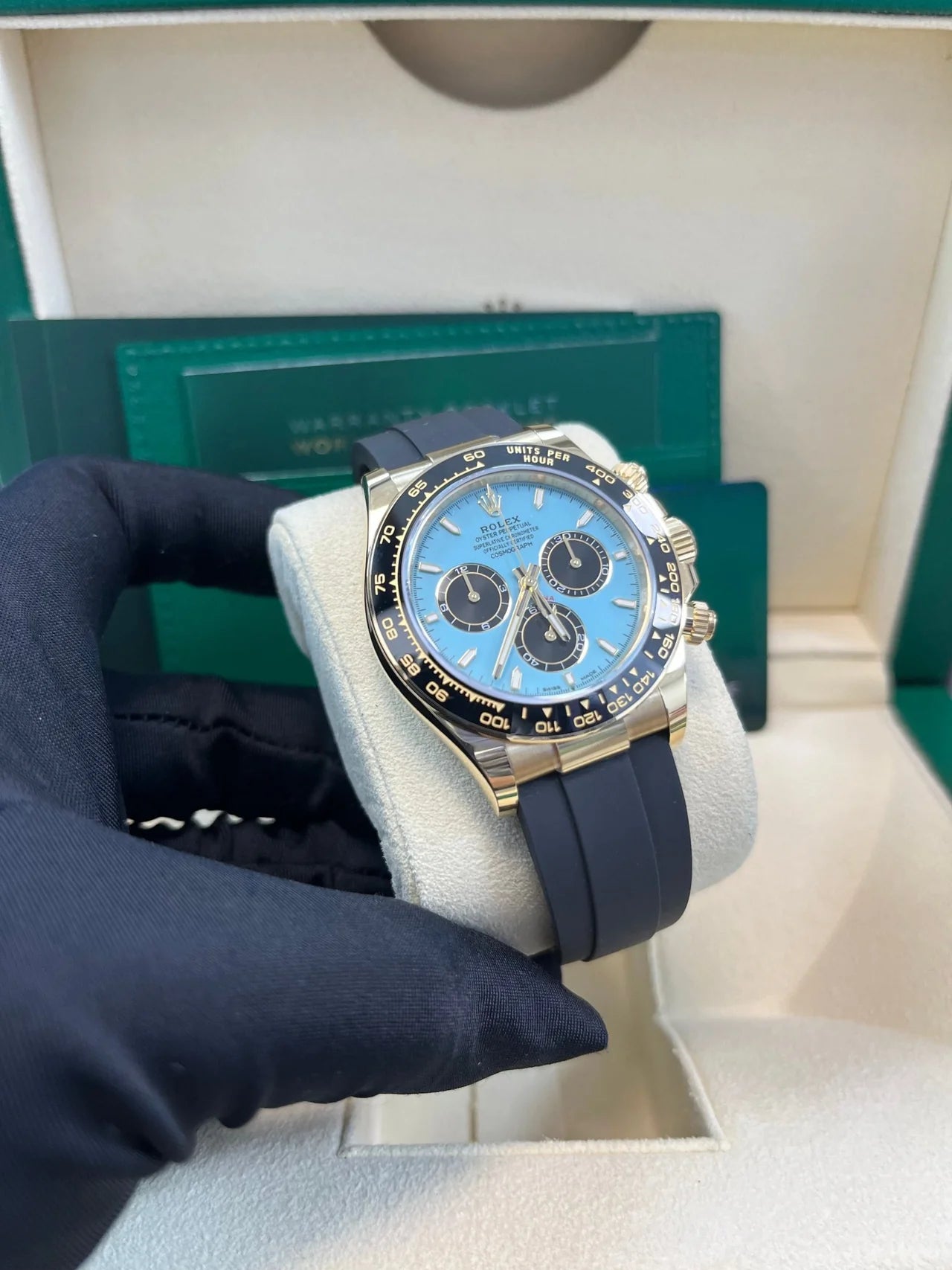 Daytova Yellow Gold Oysterflex (Tiffany Blue Dial) - Luxury Watch