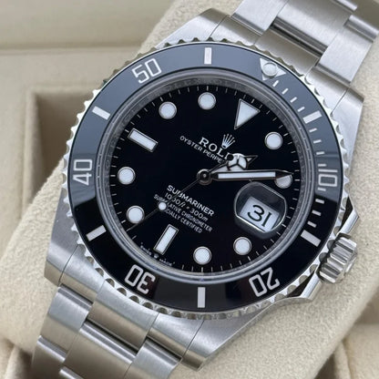 Submarine Stainless Steel 41mm Date (Black Dial) - Luxury Watch