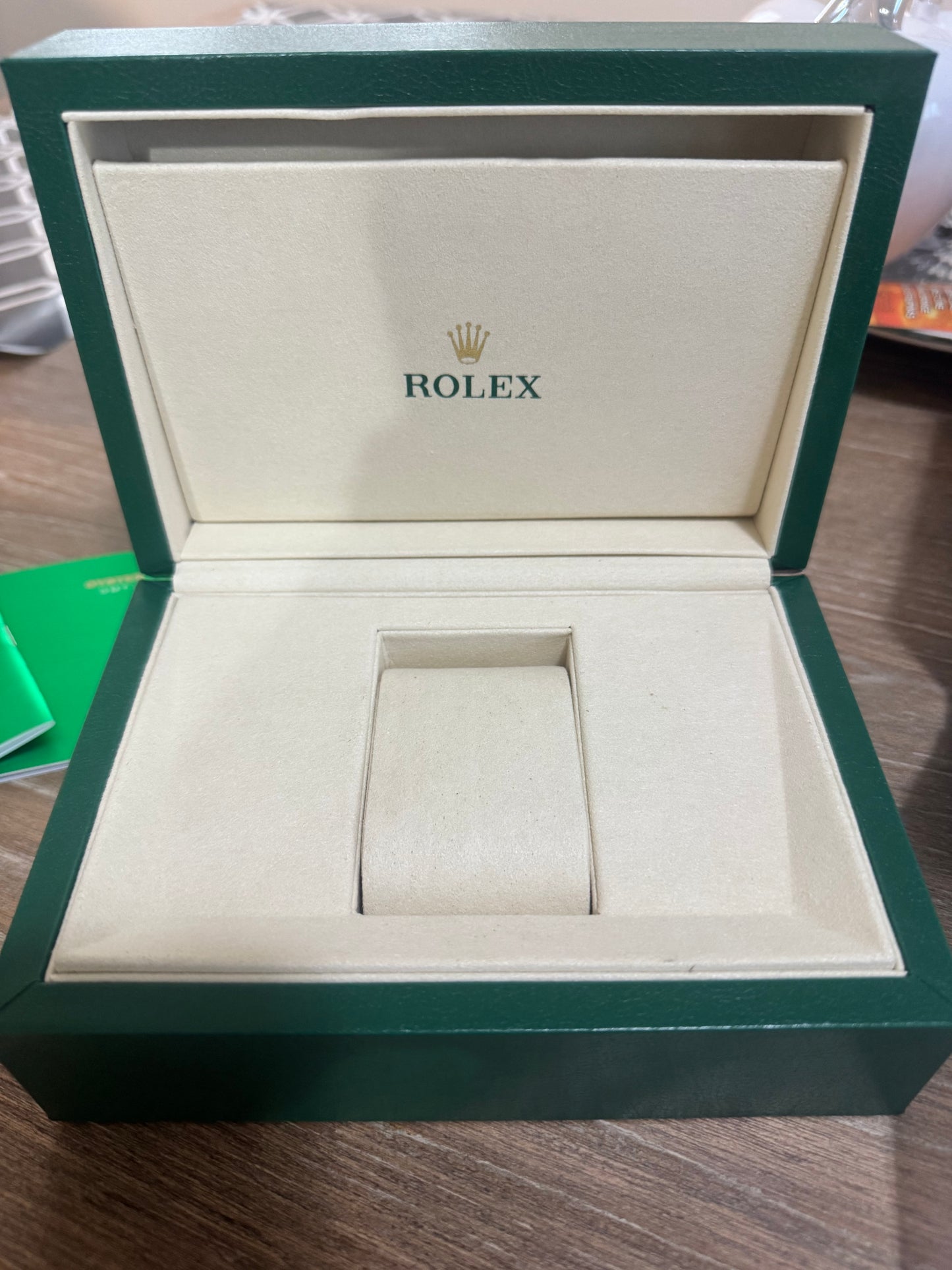 1:1 Watch Box