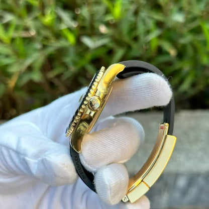 Boat‑Masters Yellow Gold Oysterflex (Rubber) - Luxury Watch