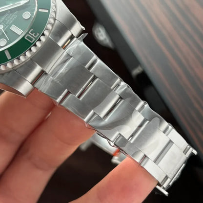 Submarine Stainless Steel Green Ceramic (Hulk) - Luxury Watch