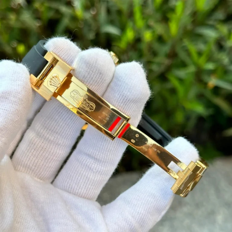 Boat‑Masters Yellow Gold Oysterflex (Rubber) - Luxury Watch