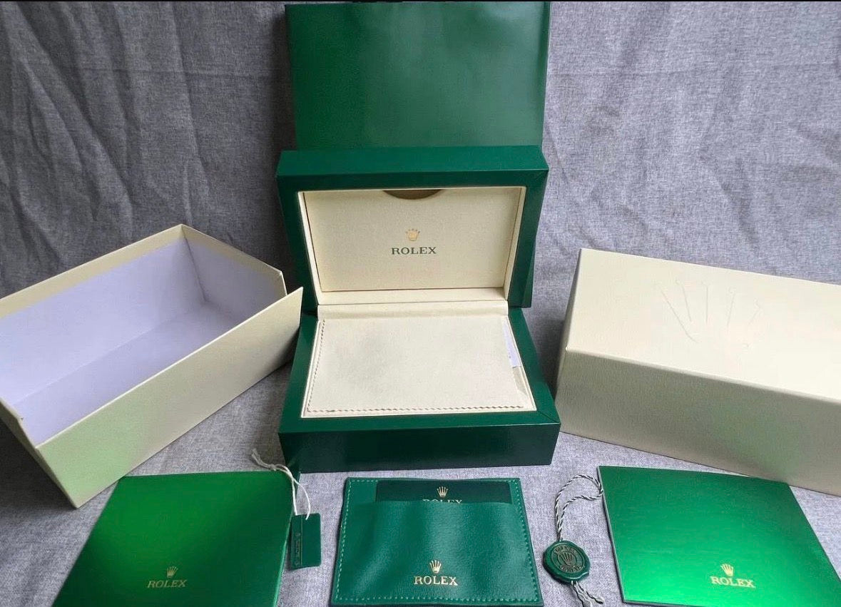 1:1 Watch Box