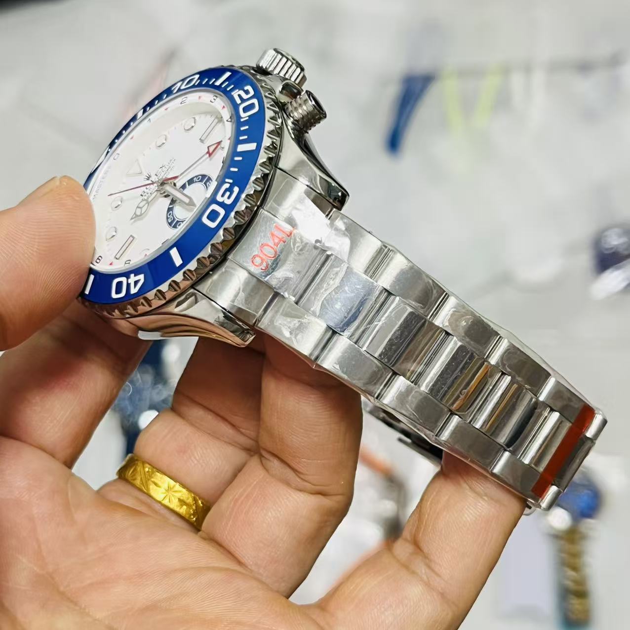 Level II Stainless Steel (White Dial, Blue Bezel) - Luxury Watch