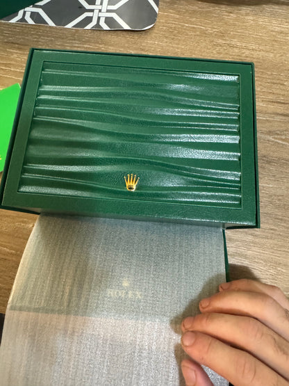 1:1 Watch Box