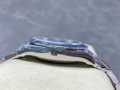 Daytova White Gold (Blue Dial) - Luxury Watch