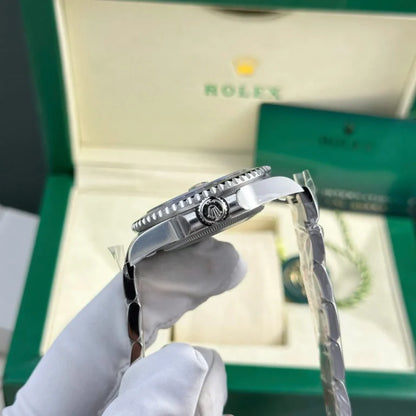 ZMT-Master II Green Bezel Oyster (Sprite) - Luxury Watch