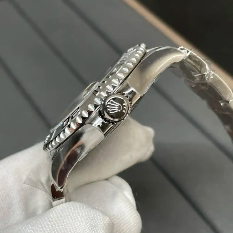 Boat-Masters Rhodium Oyster - Luxury Watch