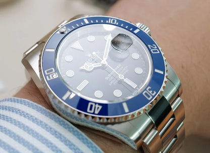 Submarine Steel 41mm Date (Cookie Monster) - Luxury Watch