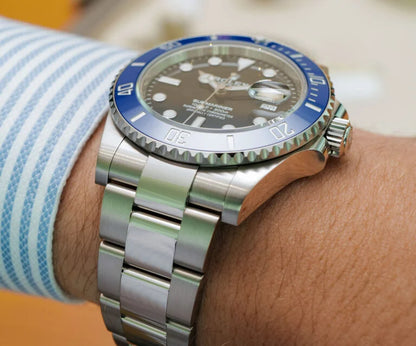 Submarine Steel 41mm Date (Cookie Monster) - Luxury Watch