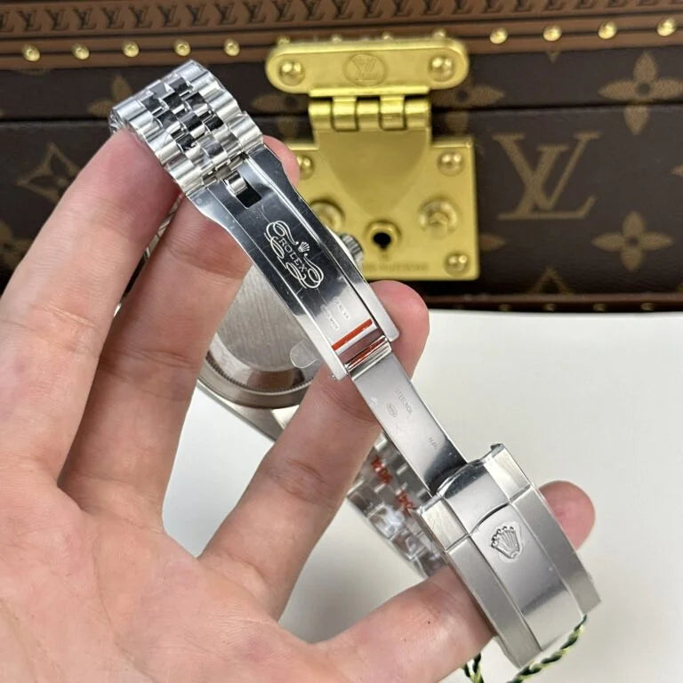 Skyscraper Stainless Steel Jubilee (Green Dial) - Luxury Watch