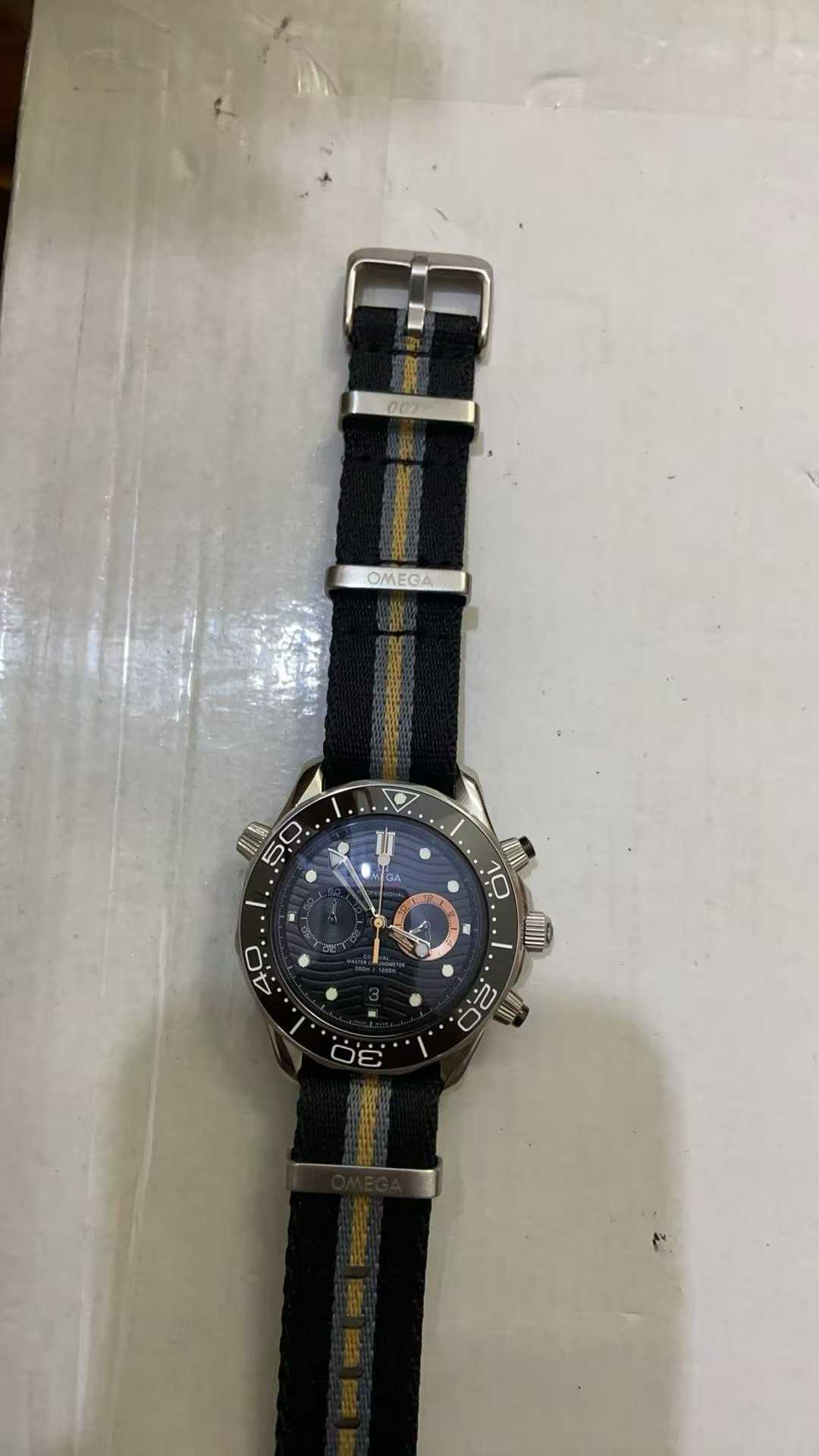 Diver Watch Black Dial Orange Black Strap- Luxury Watch