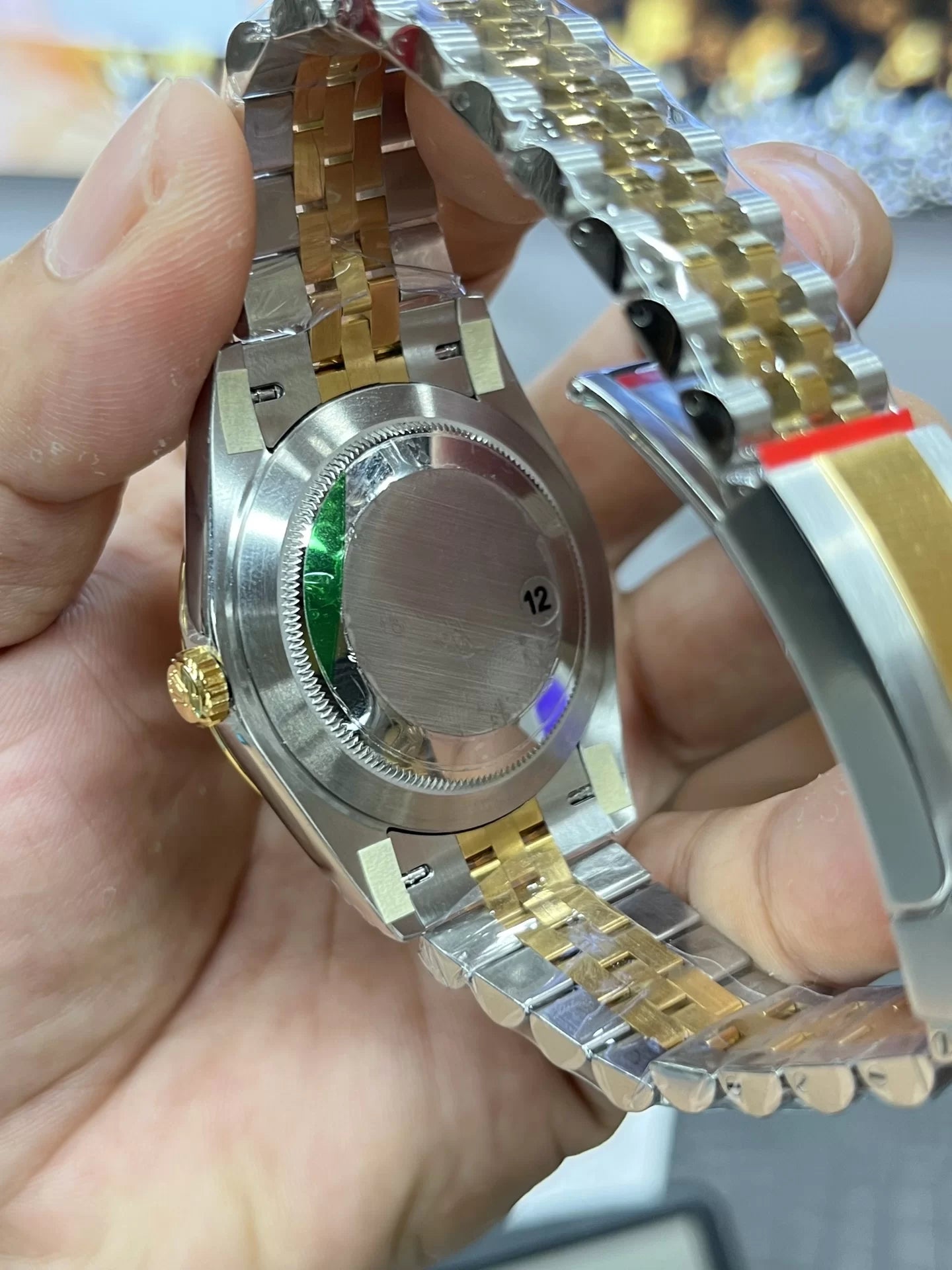 41mm Yellow Gold and Steel Jubilee (Champagne Dial) - Luxury Watch