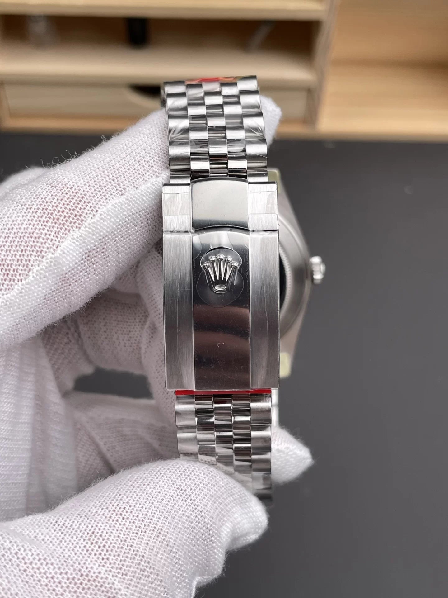 36mm Stainless Steel Jubilee (Roman Numeral) - Luxury Watch