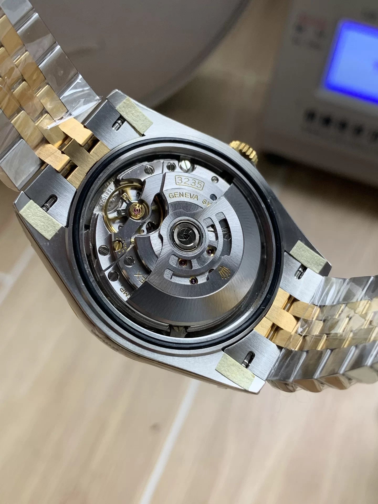 41mm Yellow Gold and Steel (White Dial) - Luxury Watch