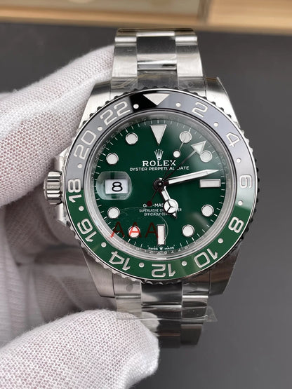 Pilot Watch II Green Dial Oyster (Green and Black) - Luxury Watch