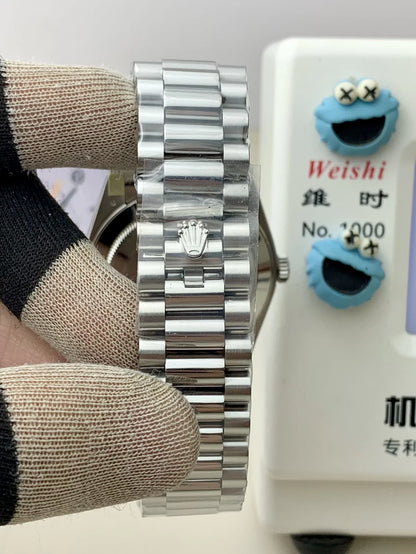 Day Week 40 Stainless Steel White Dial - Luxury Watch