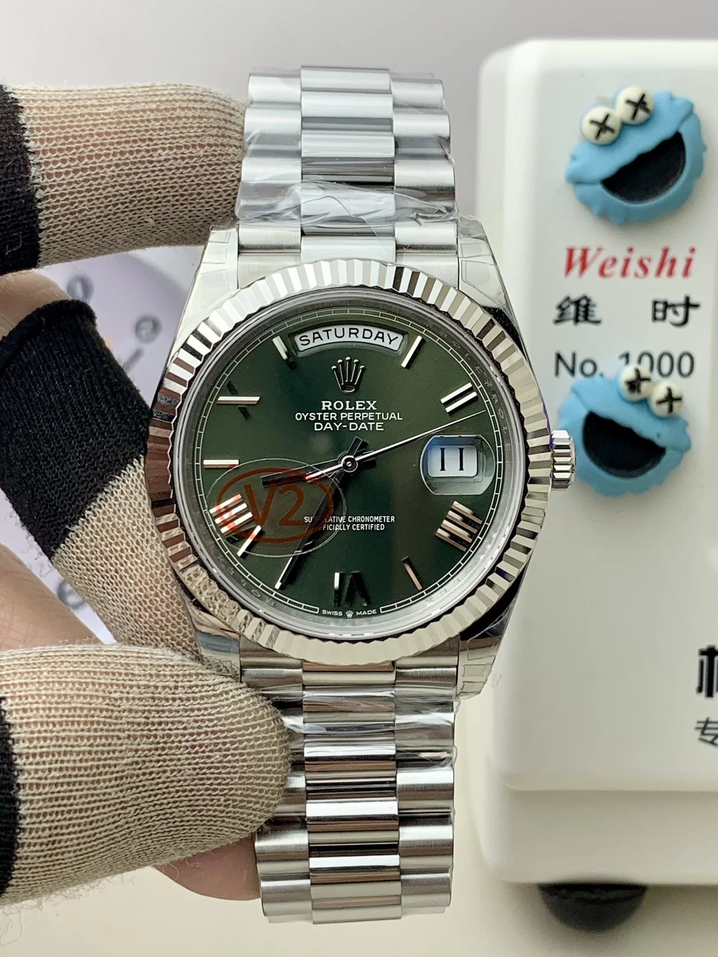 Stainless Steel Day week 40 (Olive Green Dial) - Luxury Watch