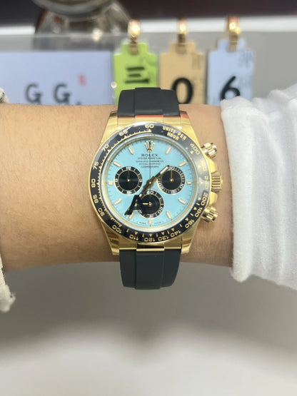 Yellow Gold Rubber (Tiffany Blue Dial) - Luxury Watch