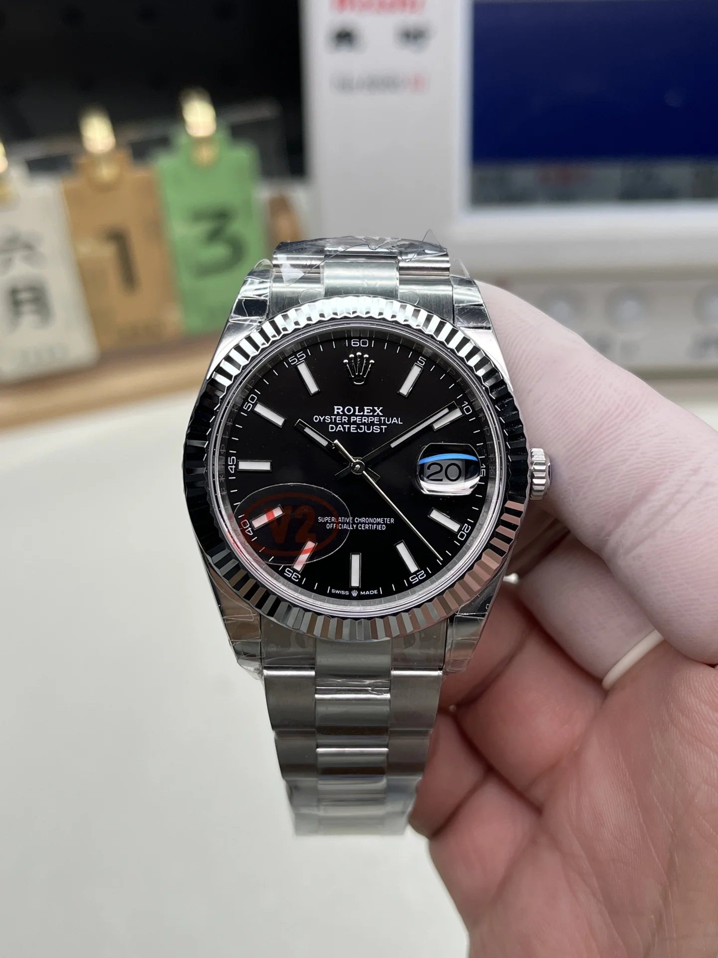 41mm Stainless Steel Black Dial - Luxury Watch