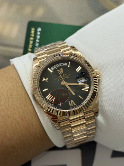 Everose Gold day week 40 Slate gradient fade - Luxury Watch