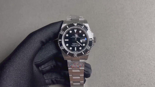 Submarine Stainless Steel 41mm Date (Black Dial) - Luxury Watch