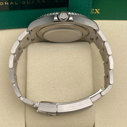 Black Dial Titanium Watch - Luxury Watch